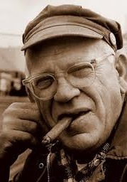 eric-hoffer-smoking
